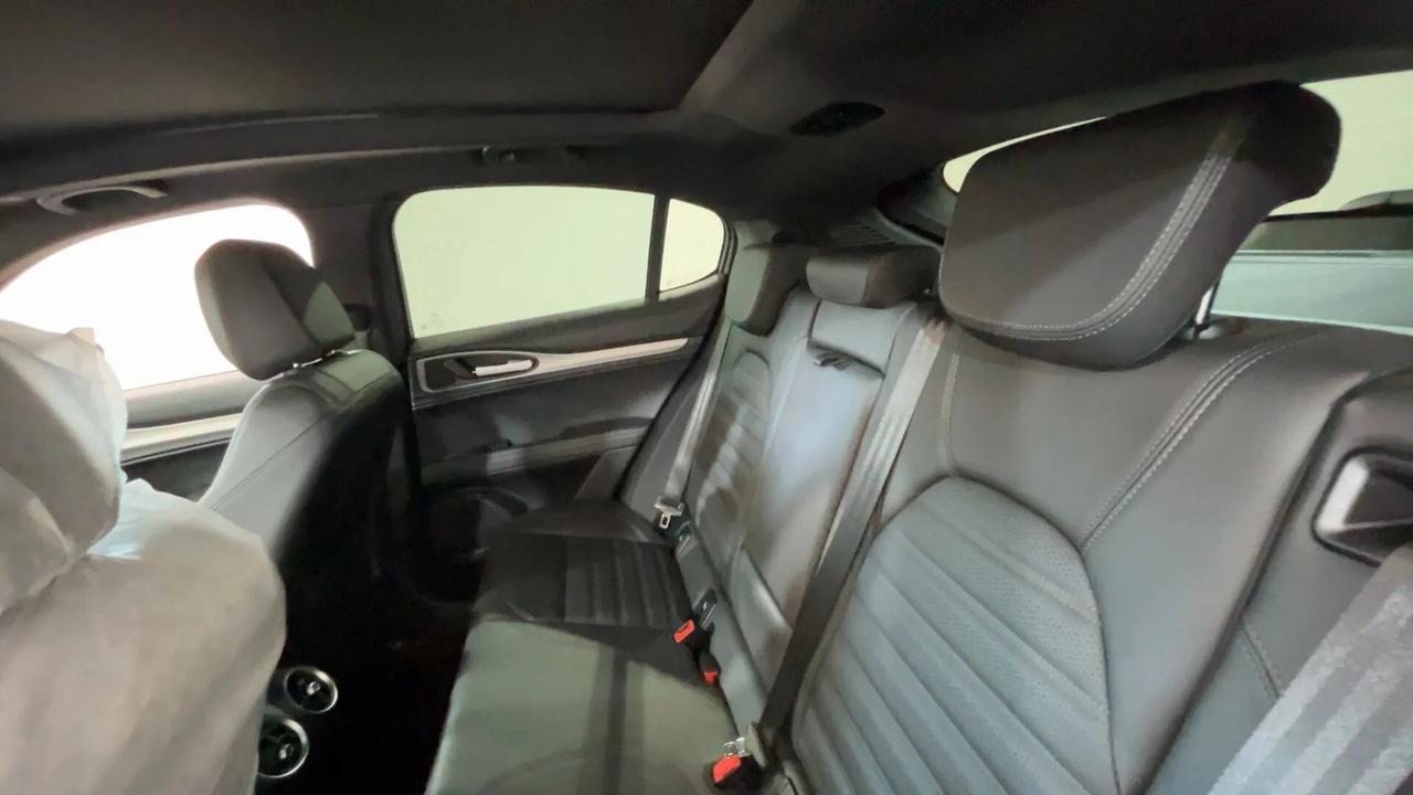 Alfa Romeo Stelvio 2.2 Turbodiesel 210 CV AT8 Q4 Veloce