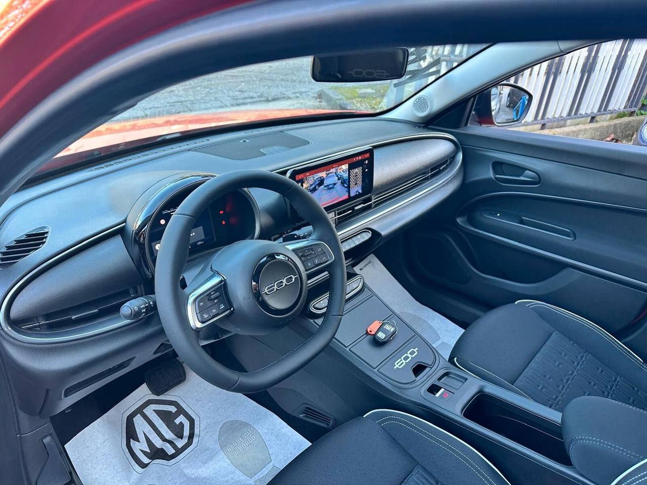 Fiat 600 Hybrid 110 CV DCT MHEV Pop + Pack Comfort