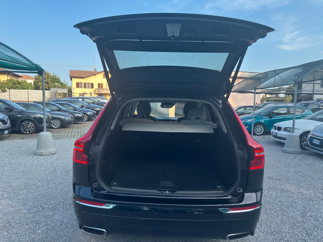 Volvo XC 60 XC60 B4 (d) AWD Geartronic Inscription