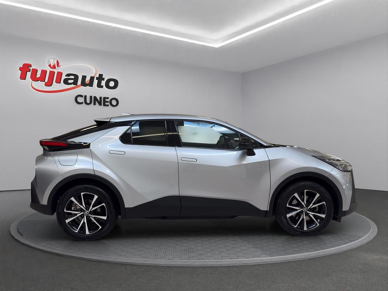 Toyota C-HR 2.0 phev Trend eco fwd e-cvt