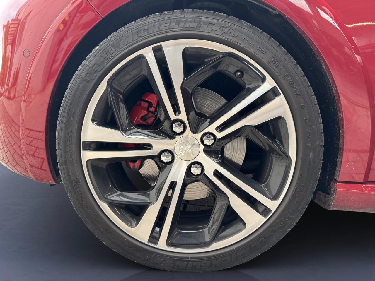 Peugeot 208 1.6 THP 200 CV 3 porte GTi