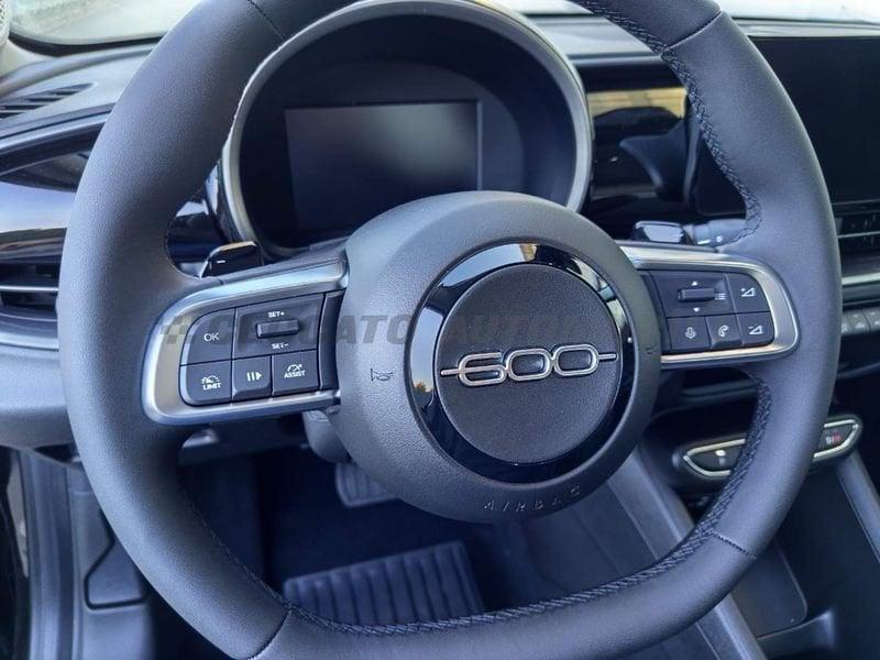 FIAT 600 600 600 1.2 Hybrid 136cv