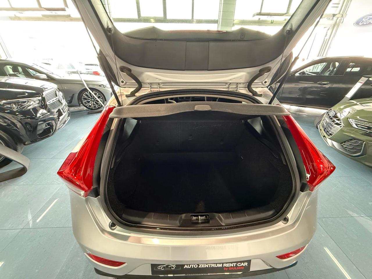 Volvo V40 D3 Momentum