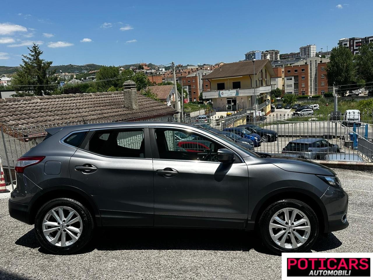 Nissan Qashqai 1.5 dCi Tekna