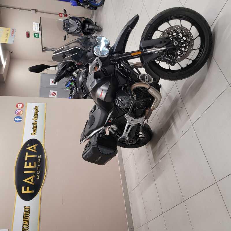 Moto Guzzi V85 Strada - 2025