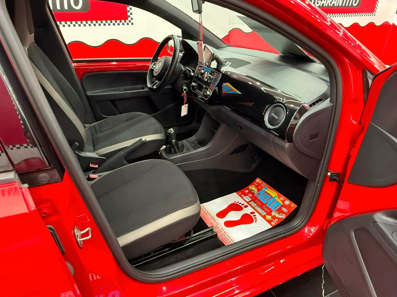 Volkswagen up! 1.0 68cv BlueMotion - 2015