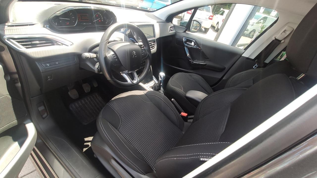 Peugeot 208 PureTech 110 cv Allure