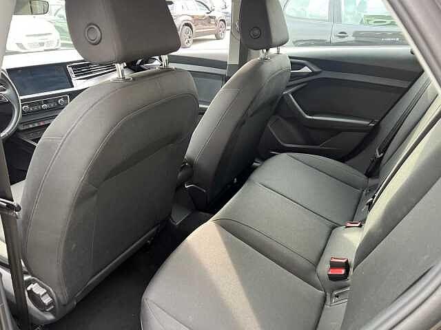 Audi A1 citycarver 30 TFSI S tronic Admired