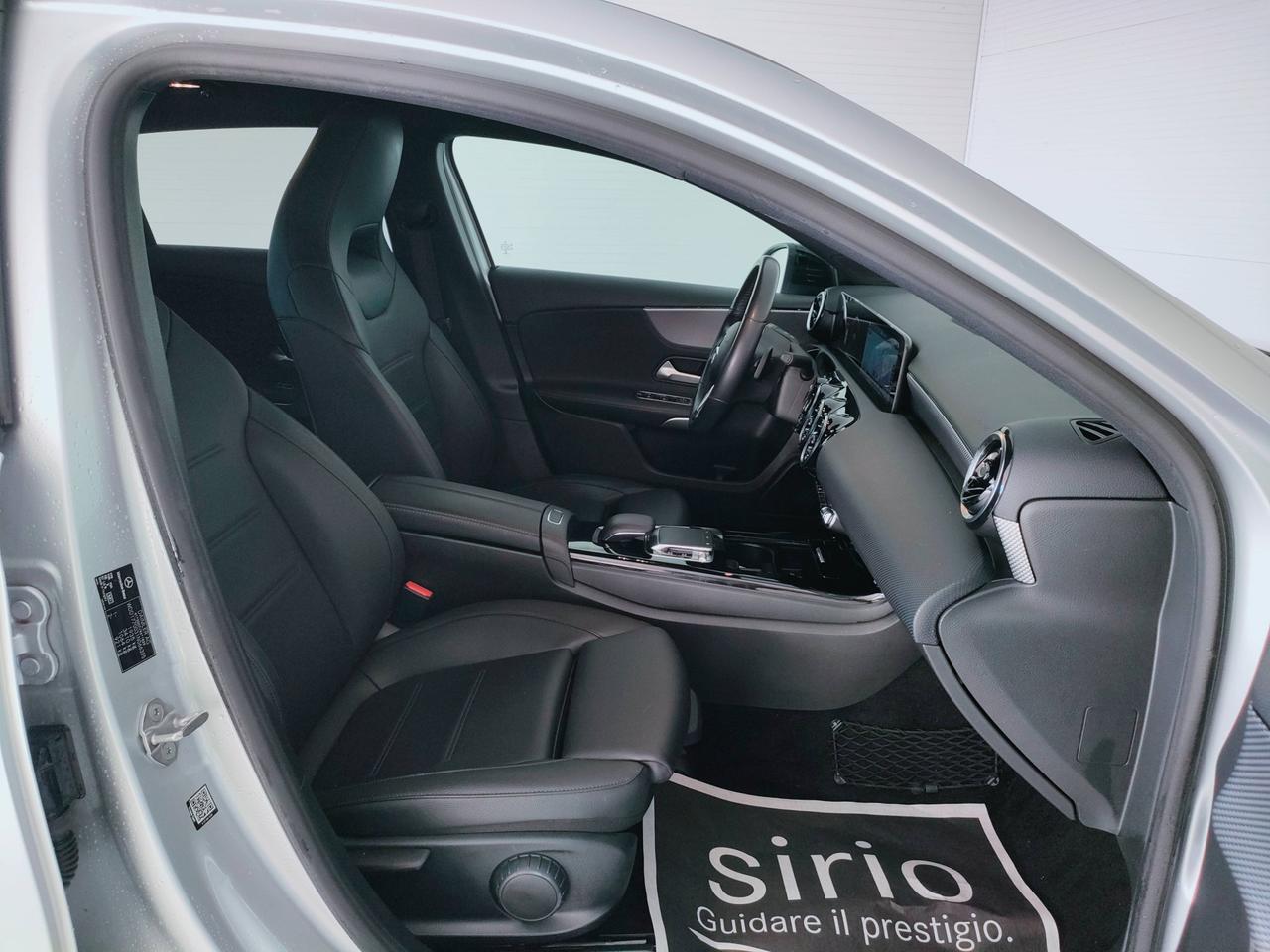 Mercedes-Benz Classe A - W177 2018 - A 180 d Sport auto