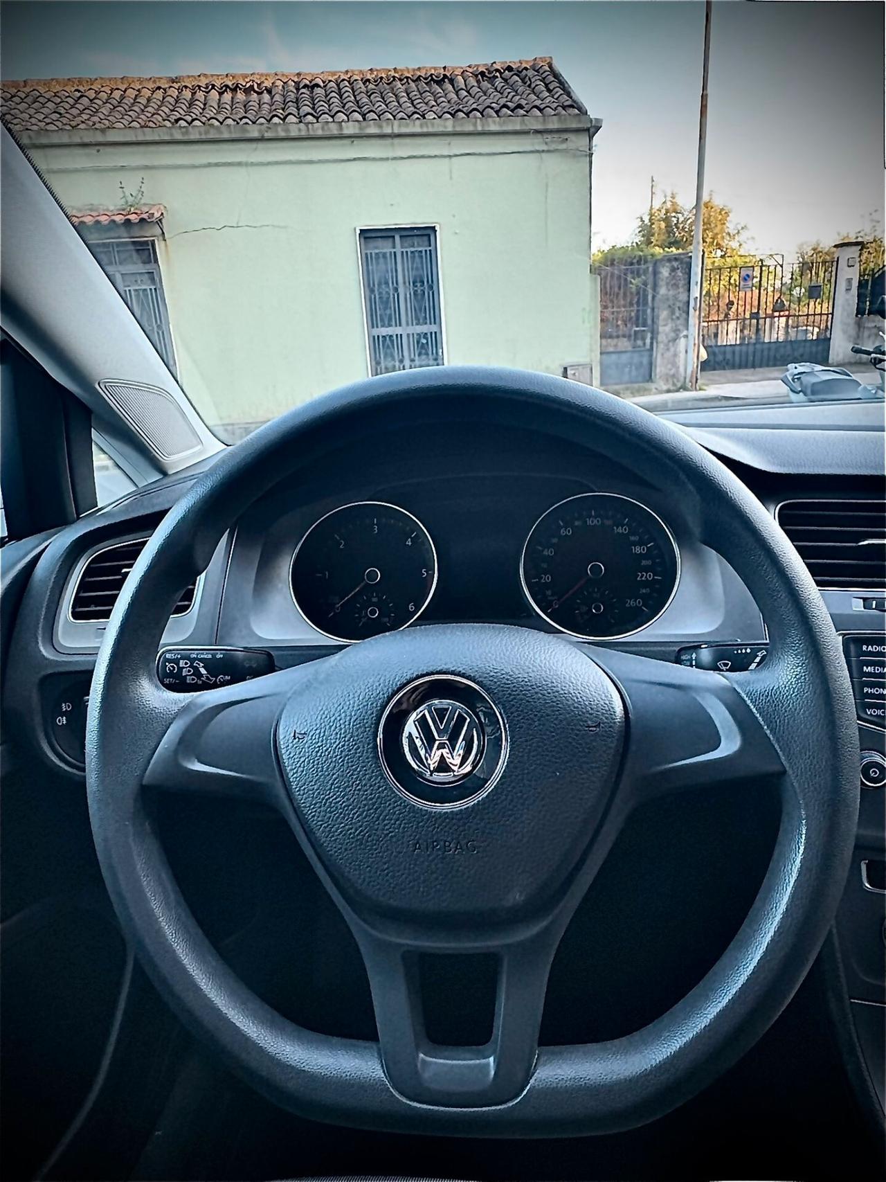 Volkswagen Golf 1.6 TDI 110 CV 5p. Business BlueMotion Technology