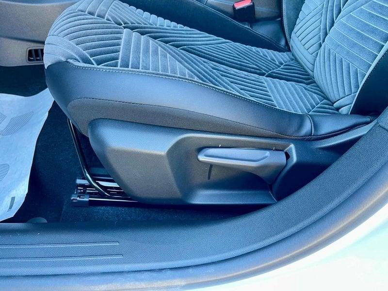 Lancia Ypsilon 1.2 Hybrid e-DCT LX - NUOVA