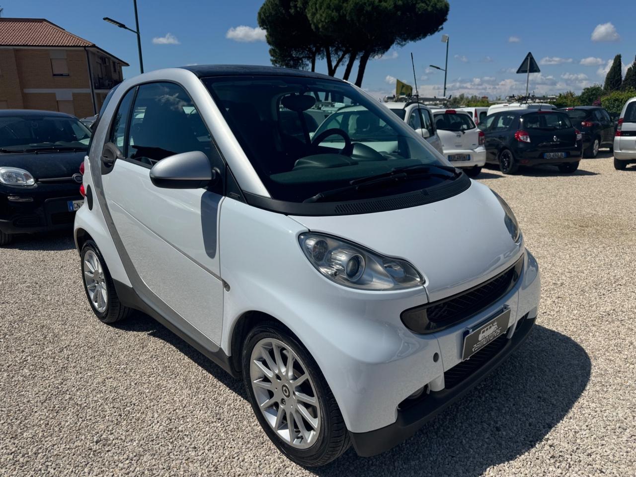 Smart ForTwo 1000 52 kW coupé passion