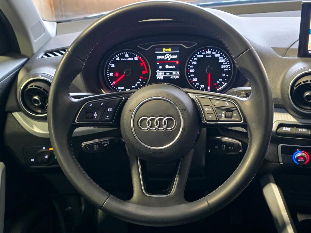 Audi Q2 35 TFSI S tronic Admired