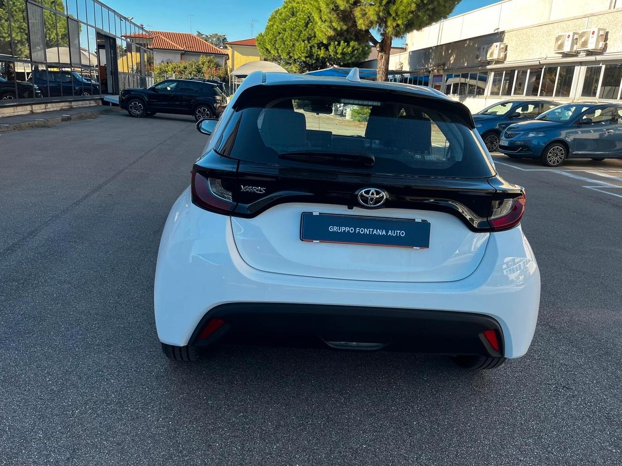 Toyota Yaris 1.0 5 porte Active OK NEOPATENTATI