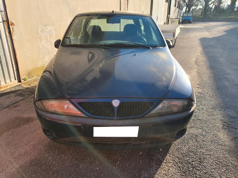 Lancia Y 1.1i cat Elefantino Blu