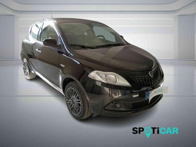 LANCIA Ypsilon 1.0 FireFly 5 porte S&S Hybrid Silver Plus