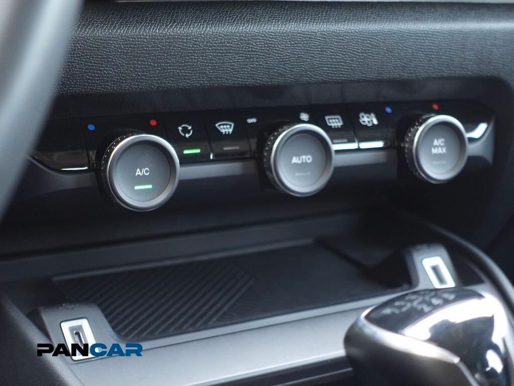 Citroen C4 PureTech 130 S&S Shine