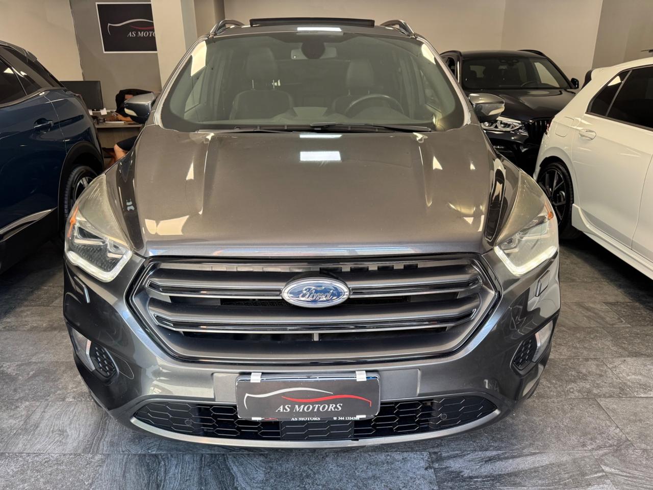 Ford Kuga 1.5 TDCI 120 CV ST-Line Tetto Apribile