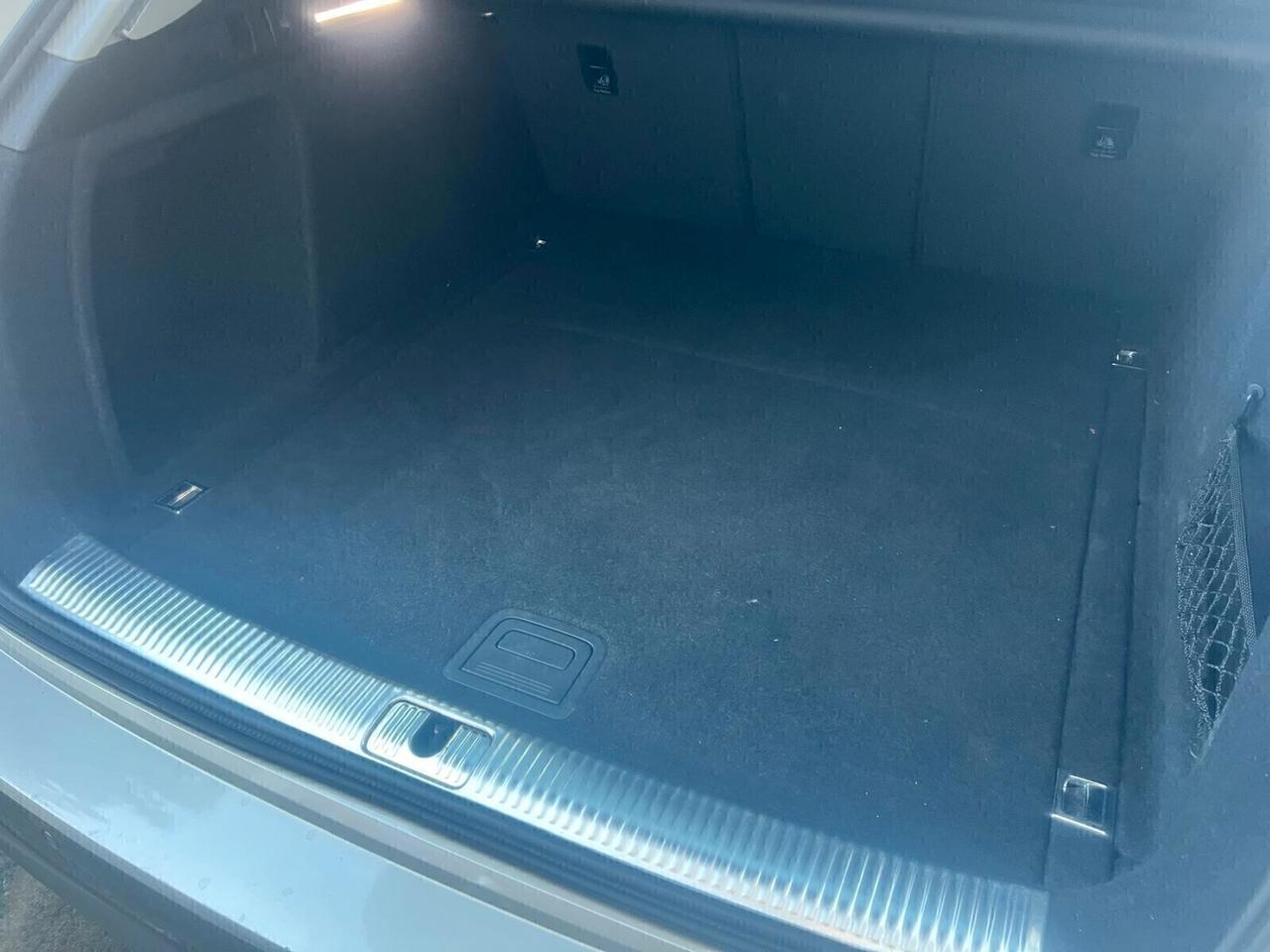 AUDI A4 AVANT 2.0 TDI 150cv ULTRA S-TRONIC BUSINESS SPORT