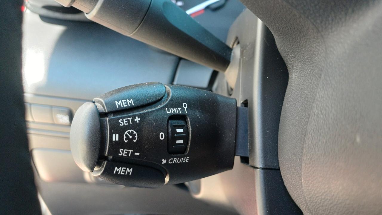 Citroen C3 Aircross BlueHDi 120 S&S EAT6 Shine Pack ok neopatentati