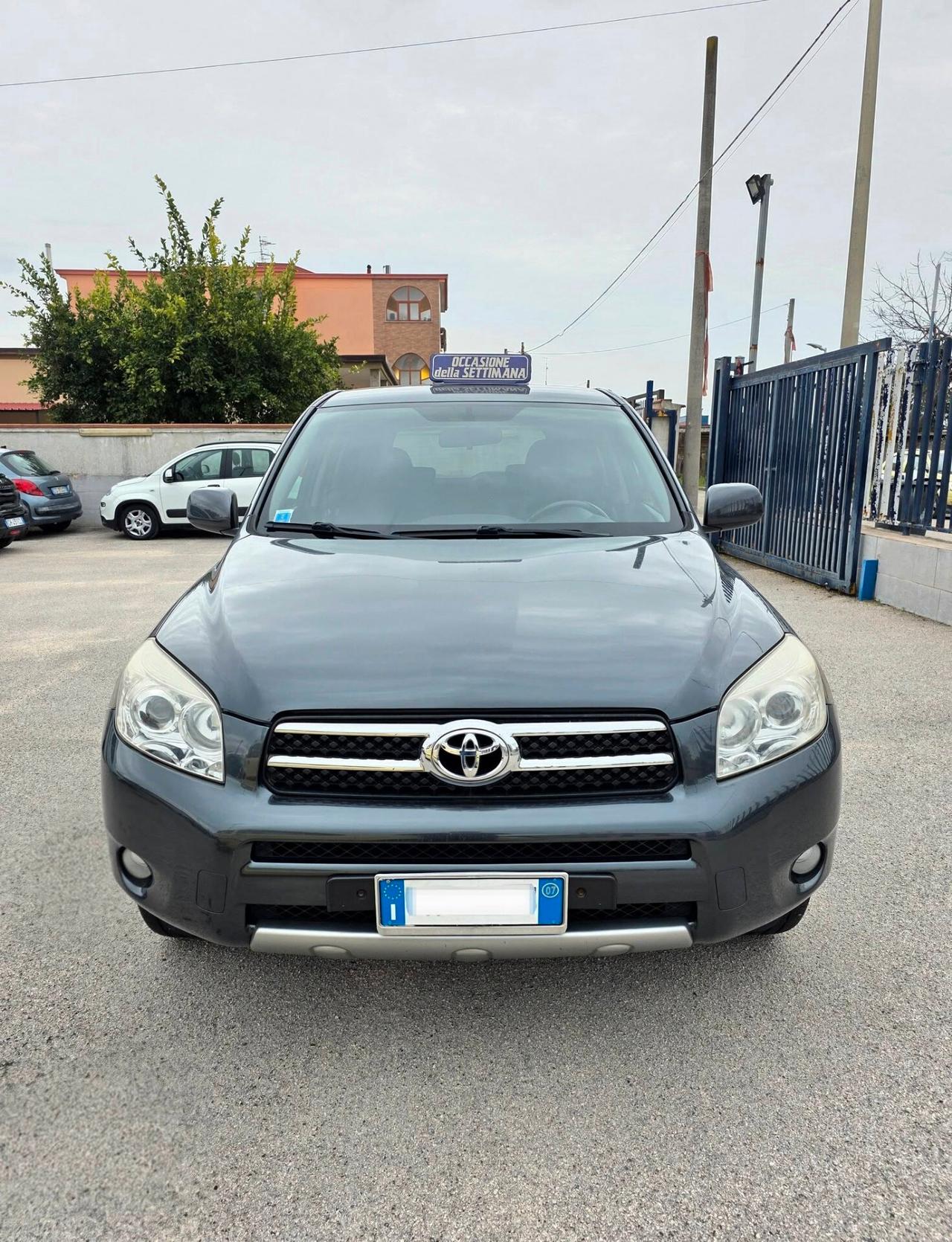 Toyota RAV4 2.2 D-4D 136 CV Sol
