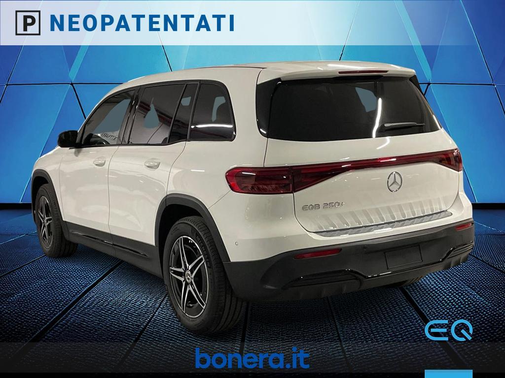 Mercedes EQB 250+ AMG Line Advanced