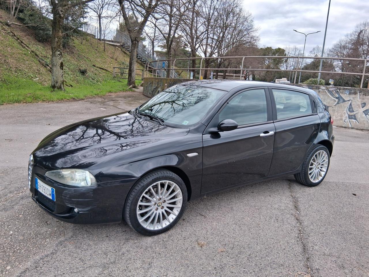 Alfa Romeo 147 1.9 JTD M-JET 16V 5 porte Exclusive