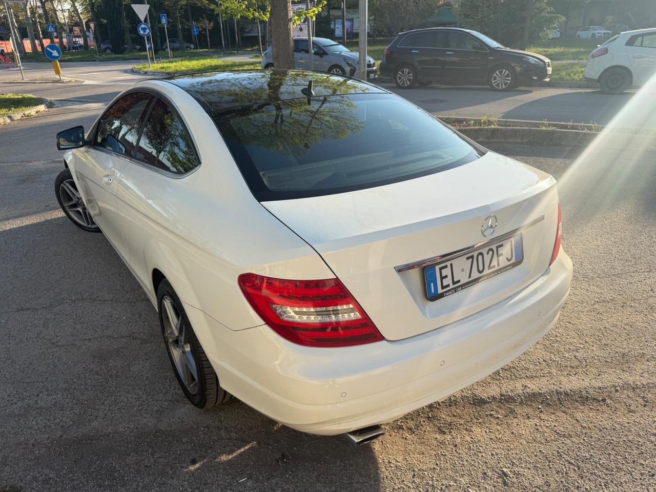 Mercedes-benz C 220 CDI BlueEFFICIENCY Coupé Avantgarde
