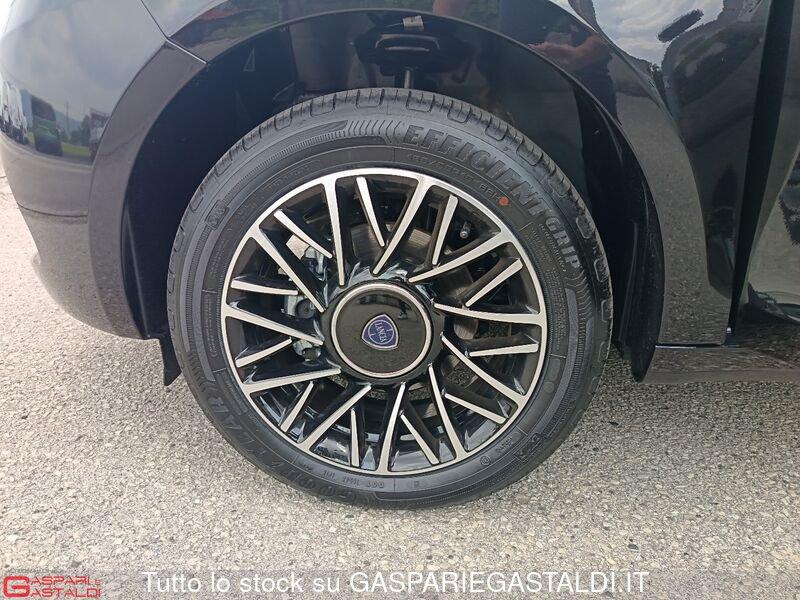Lancia Ypsilon 1.2 69 CV 5 porte GPL Ecochic KM ZERO