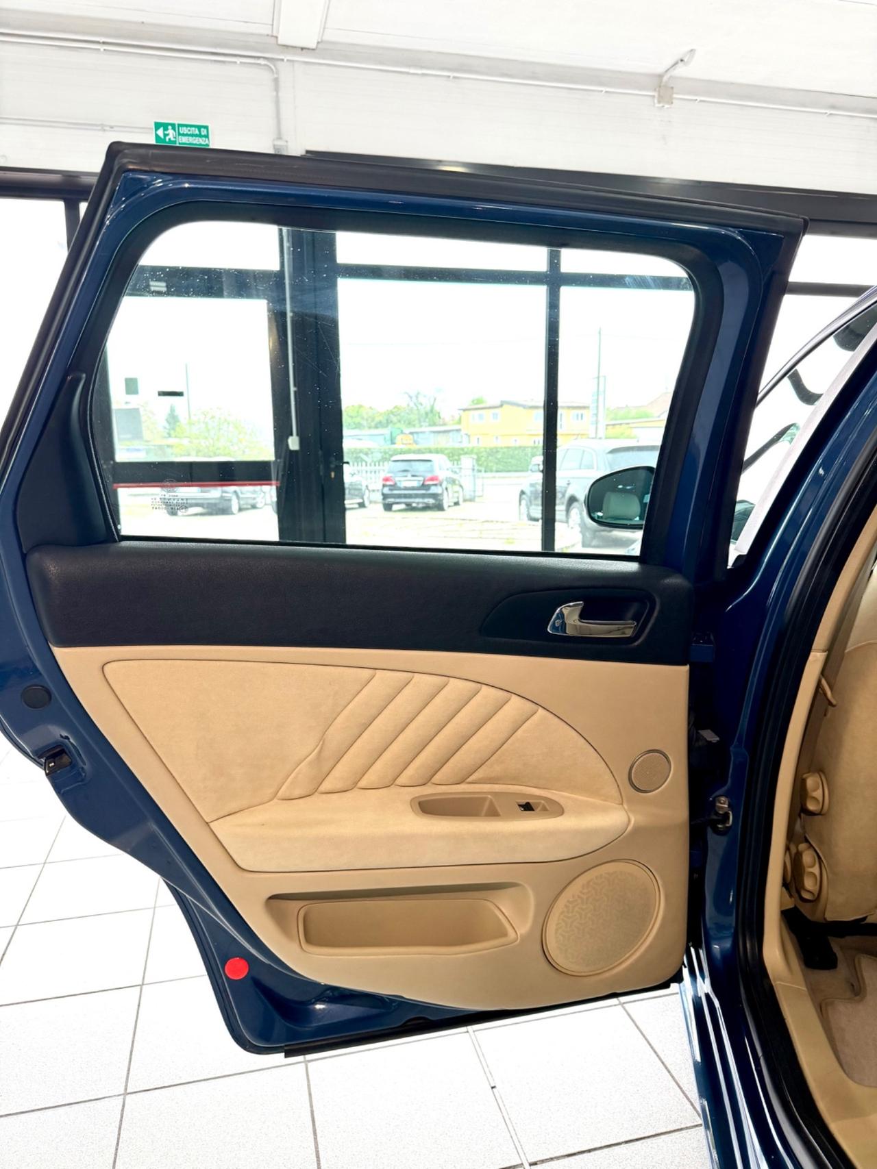 Alfa Romeo 159 1.9 JTDm Sportwagon Distinctive