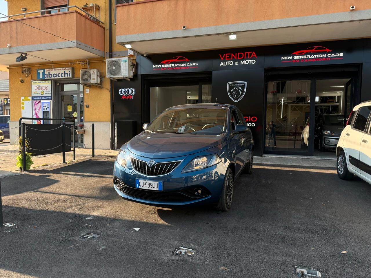 Lancia Ypsilon 1.0 FireFly 5 porte S&S Hybrid Gold