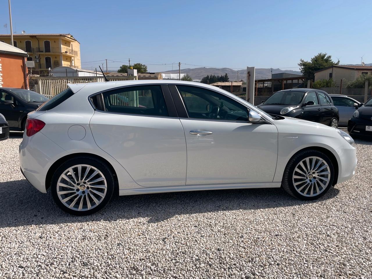 Alfa Romeo Giulietta 1.6 JTDm-2 105 CV Distinctive
