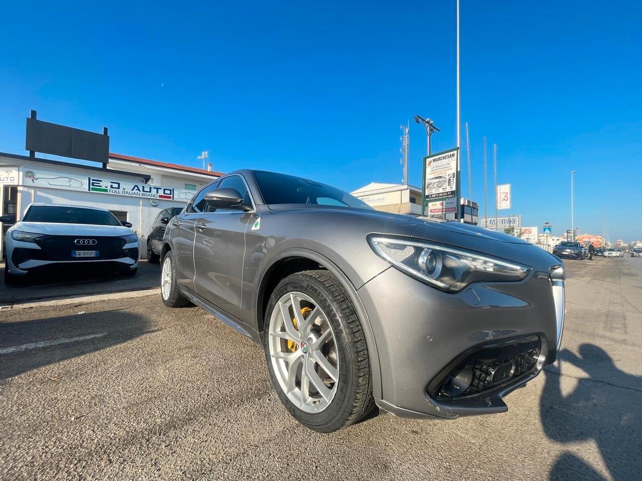 Alfa Romeo Stelvio 2.2 Turbodiesel 210 CV AT8 Q4 Super