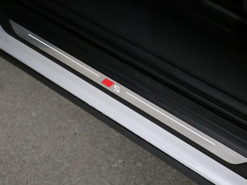 Audi Q5 TDI 150kW quattro S tronic S Line Camera 360° 19"
