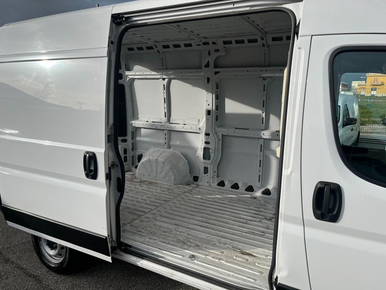 Fiat Ducato 35 2.2 Mjt 140CV PM-TM Furgone SCHERMO GRANDE