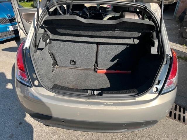 Lancia Ypsilon 1.3 MJT 16V 95 CV 5 porte S&S Gold