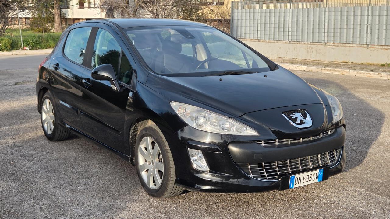 Peugeot 308 1.6 HDi 110CV 5p. Automatica