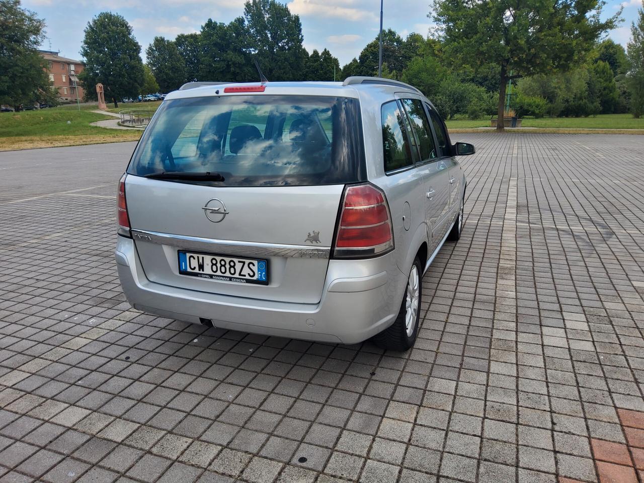 Opel Zafira 1.9 CDTI 120CV Cosmo