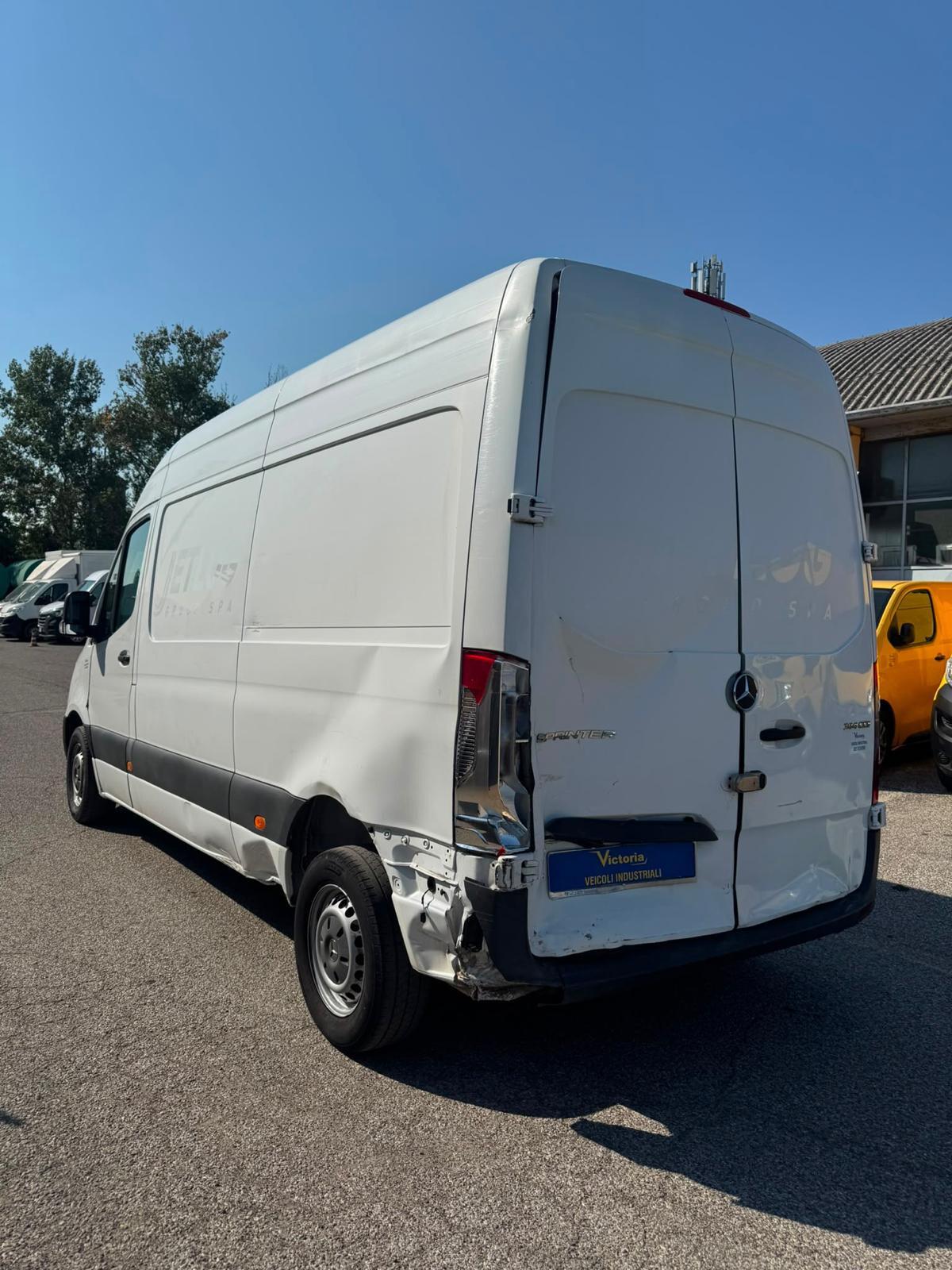 0703 FURGONE MERCEDES SPRINTER 2021
