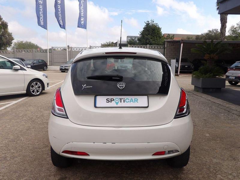 Lancia Ypsilon 1.2 69 CV 5 porte Silver