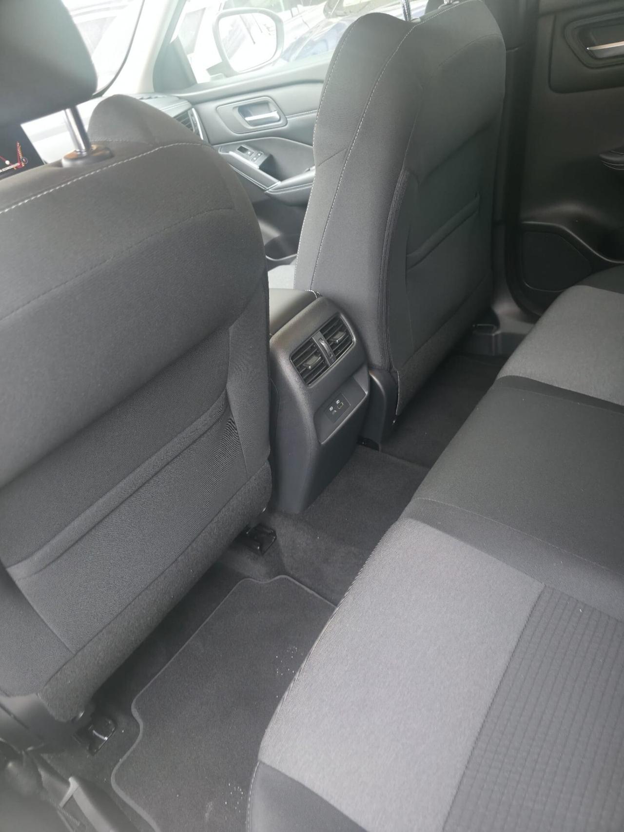 Nissan Qashqai MHEV 140 CV Tekna