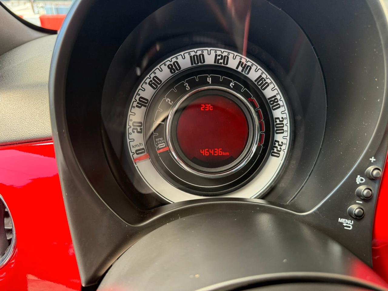 Fiat 500 1.0 Hybrid Red