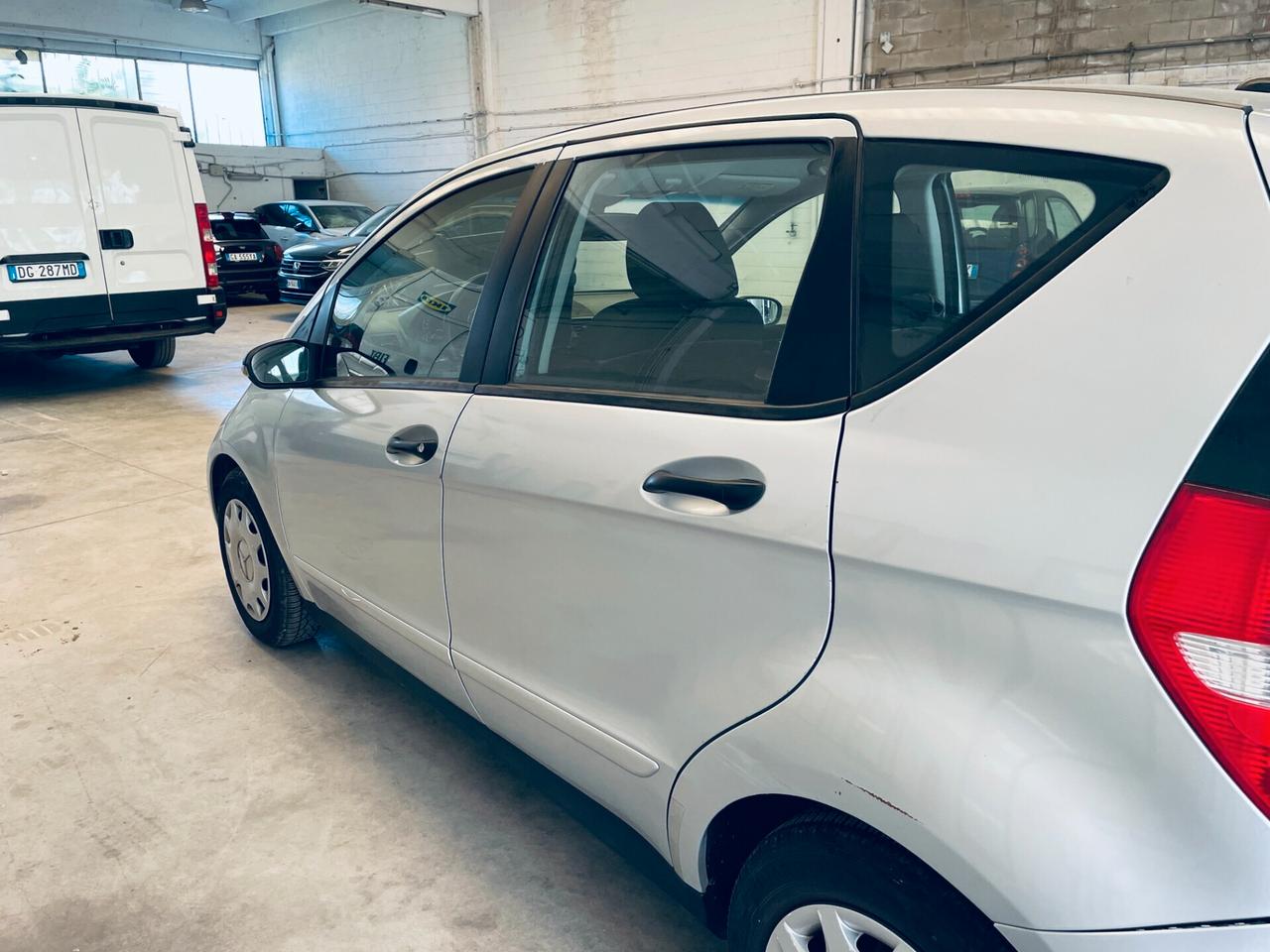 Mercedes-benz A 180 160 CDI Elegance