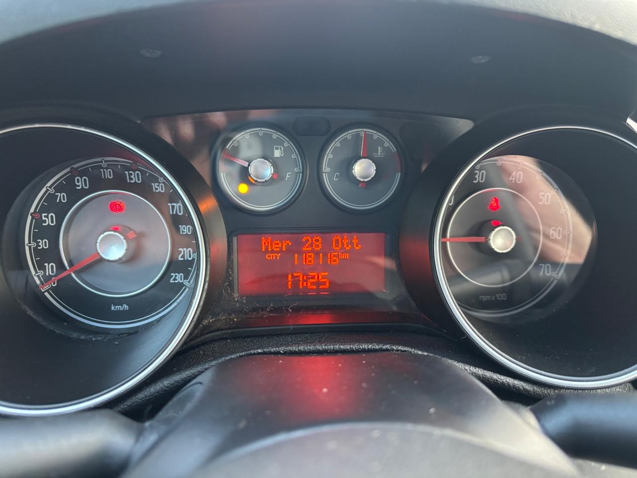 Fiat Punto 1.2 8V 5 porte Street OK NEOPATENTATI