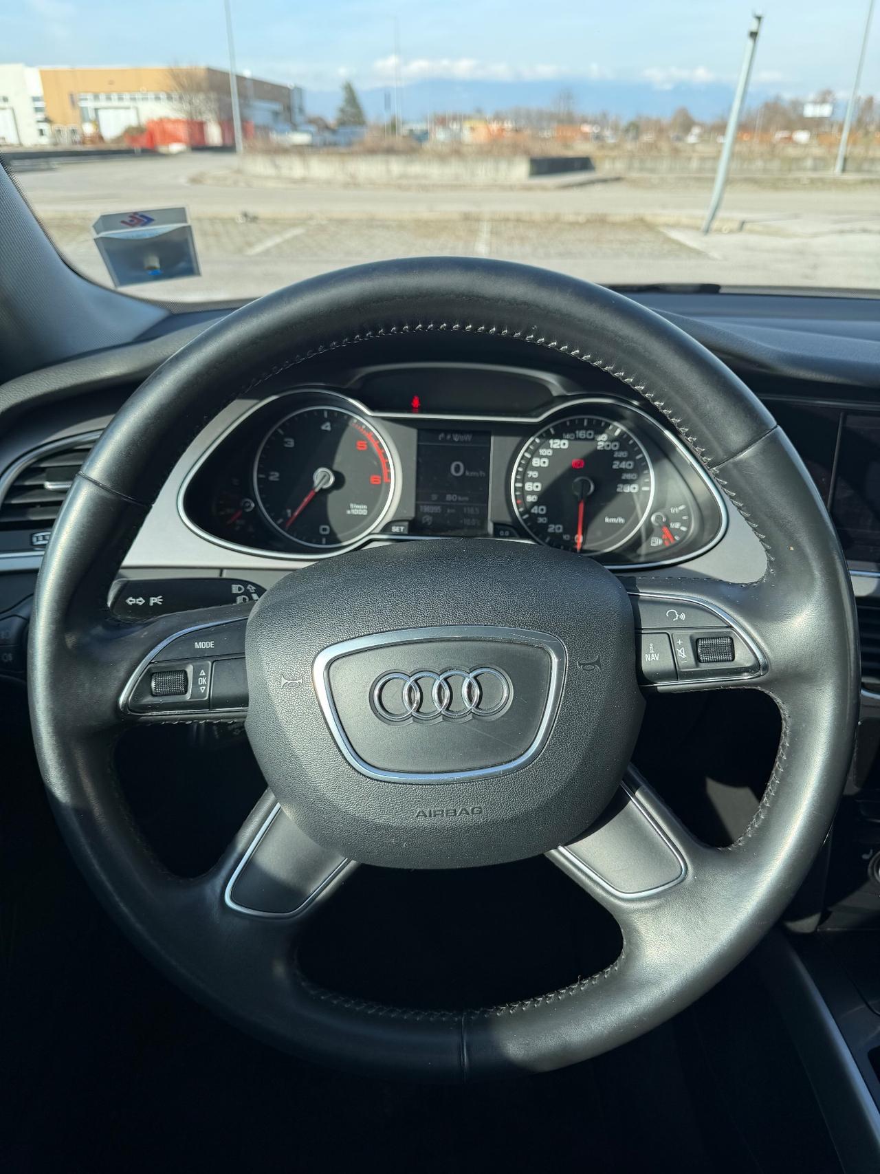 Audi A4 2.0 TDI 120 CV Ambiente