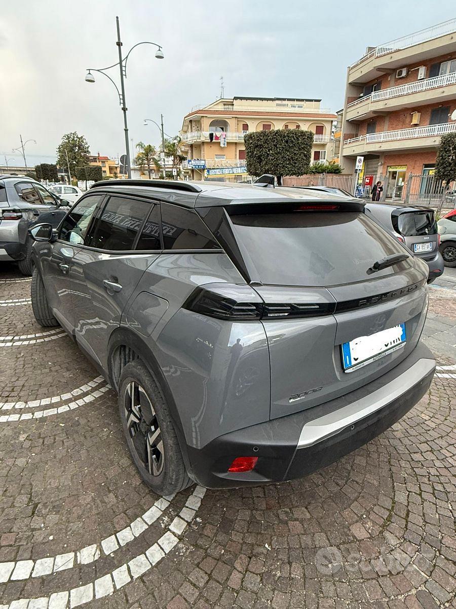 2024 PEUGEOT 2008 1.2cc 100cv S&S "ALLURE"