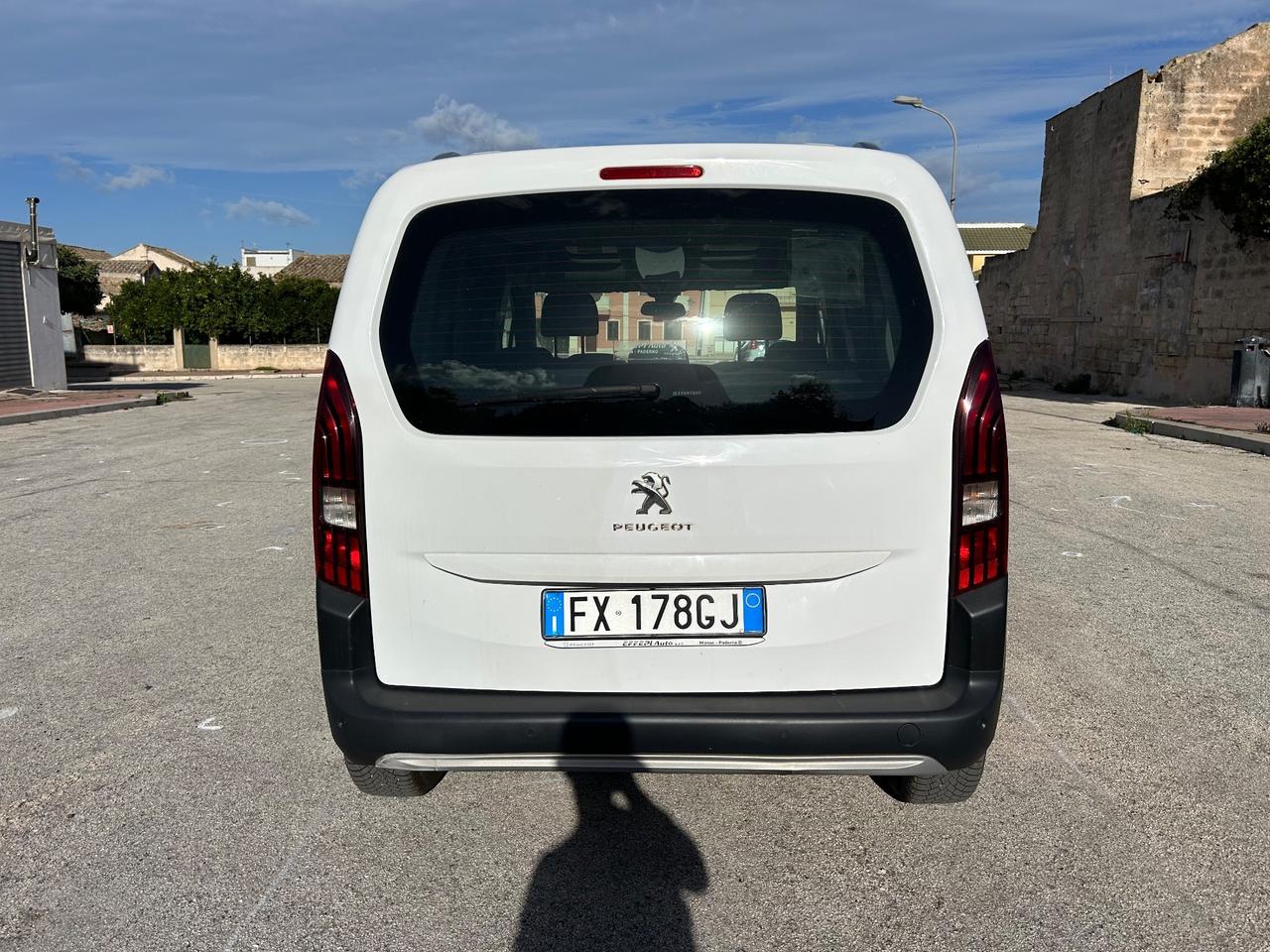 Peugeot Rifter BlueHDi 100 GT Line Standard