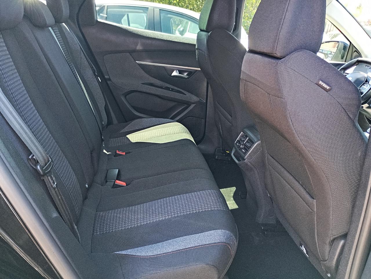 Peugeot 3008 1.5 BlueHDi 130CV Active Pack Aut.