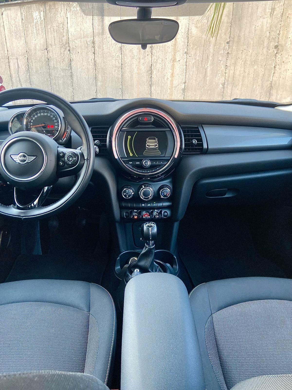 Mini Cooper D 1.5 116cv Hipe 5p