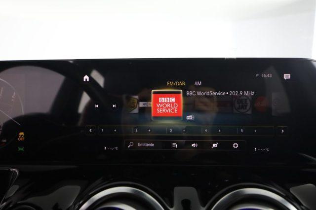MERCEDES-BENZ CLA sse GLA GLA 200 Automatic PREMIUM